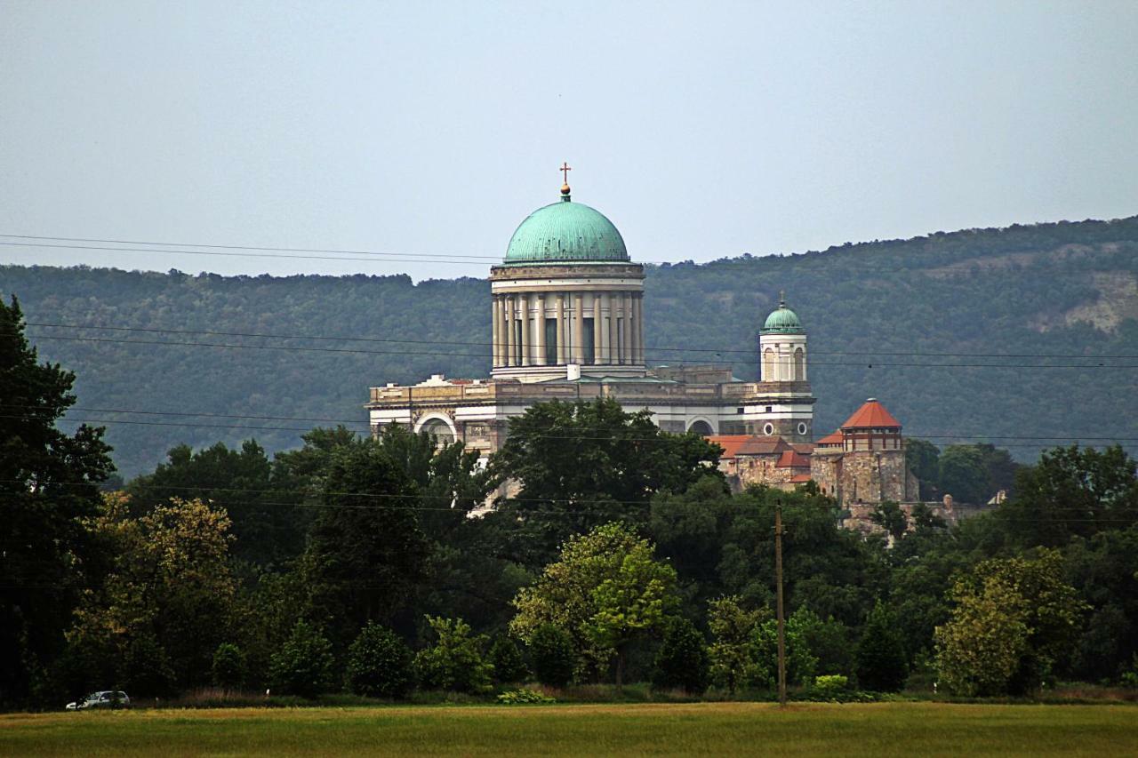 Strigonia Apartman Esztergom Exterior photo
